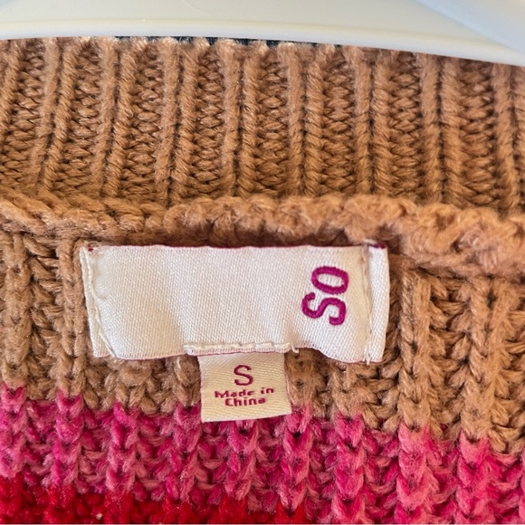 SO brand beige, pink, and red striped crew neck sweater Y2K women’s small - Picture 5 of 7